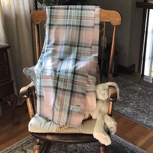 New Lochcarron of Scotland Diana Princesse of Wales Memorial Rose Tartan scarf!